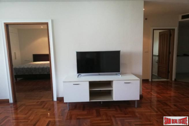 Las Colinas Condo | Two Bedroom Condo for Rent Conveniently Located Near BTS Asoke-11