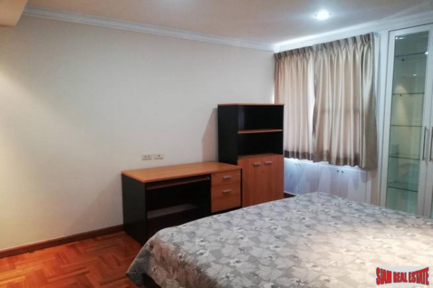Las Colinas Condo | Two Bedroom Condo for Rent Conveniently Located Near BTS Asoke-7