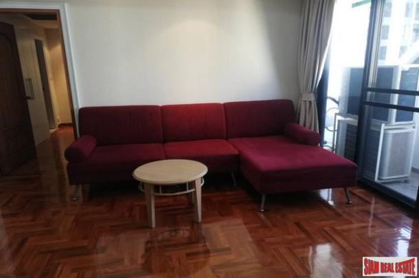 Las Colinas Condo | Two Bedroom Condo for Rent Conveniently Located Near BTS Asoke-9