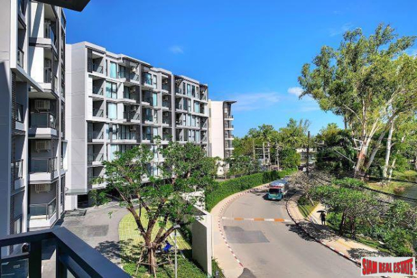 Cassia Residence | Great Lagoon Views from this Spacious Two Bedroom Condo in Laguna-15