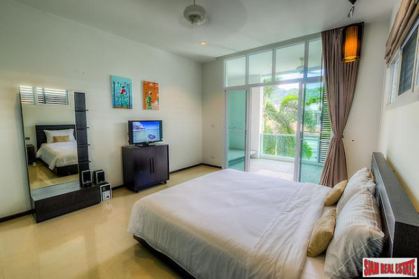 Spacious Three Bedroom Town House with Private Swimming Pool for Sale in Bang Tao - Best Price in the Complex-15