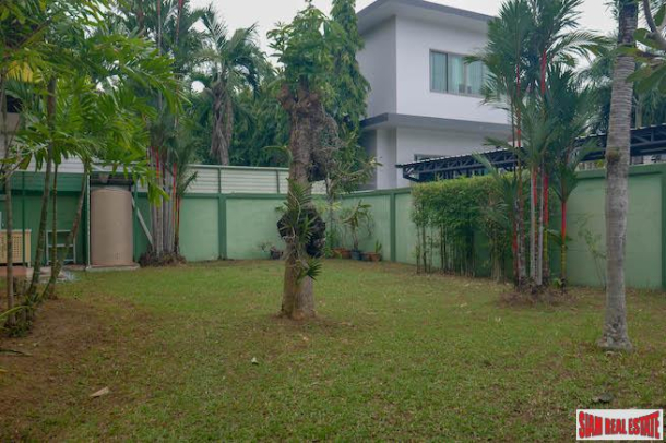 Charming Three Bedroom House in Quiet Chalong Residential Area-4