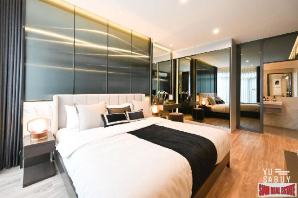 New Luxury Neo Classic Designed High-Rise at Charoennakorn close to Icon Siam, BTS Gold Line and the Riverside - 1 Bed Plus Units - BitCoin Accepted as Payment-20
