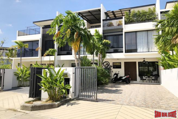 Laguna Townhomes | Two Storey, Four Bedroom Private Pool Villa for Sale on the Golf Course-29