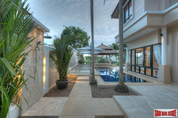 Laguna Village Townhomes | Three Bedroom with Tranquil Lagoon Views for Sale-2