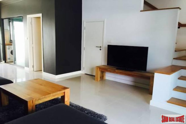 Flora Wongsawang | Three Bedroom Townhome in Low Density Secure Estate - Pets are Welcome!-12