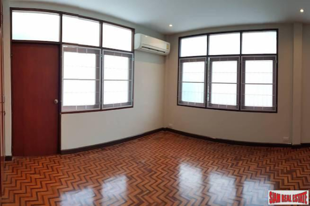 Pet Friendly Two Storey Four Bedroom House for Rent in Thong Lo-18