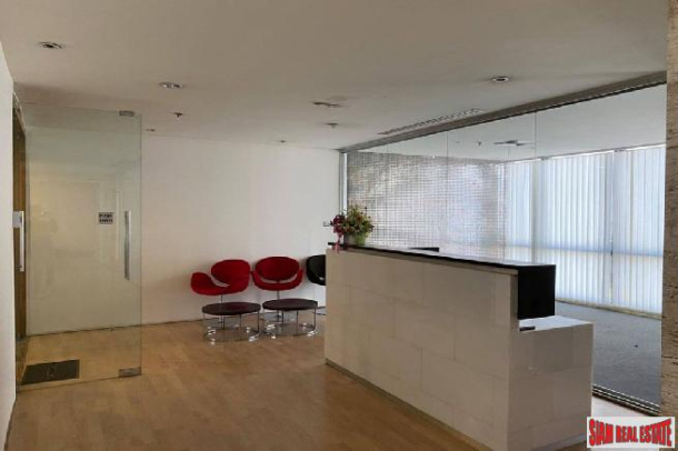 P.S. Tower Office Space | Office Space for Sale on 33rd Floor in Aoke, Bangkok-5