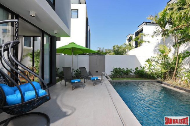 Laguna Park | Three Bedroom Corner Unit with Private Swimming Pool for Sale-11