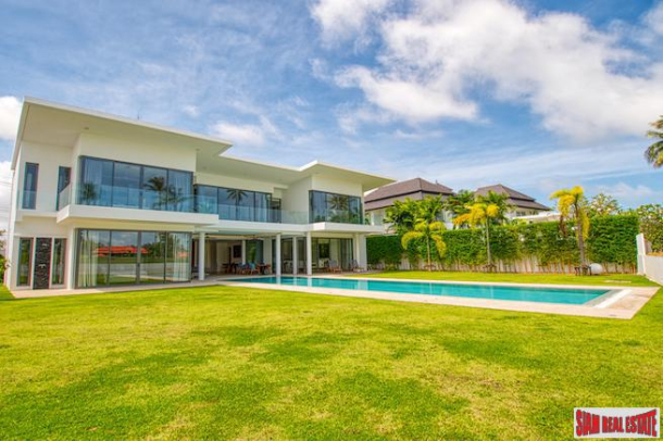Laguna Homes | Outstanding Four Bedroom Villa with Huge Private Pool for Sale-2