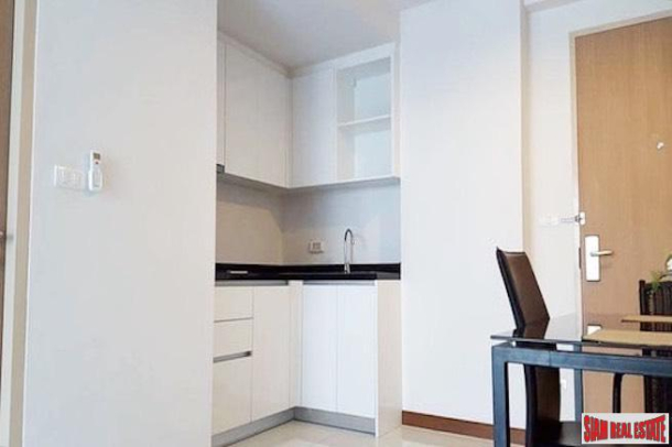 Le Cote | Cozy One Bedroom for Sale in Thonglor and Only 200 m. to the MRT-10