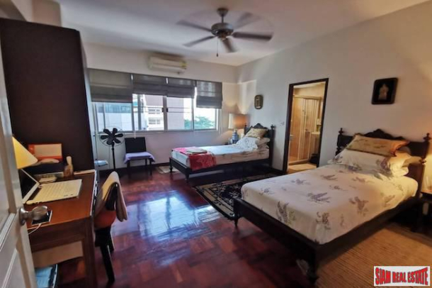 Grandville House 1 Condominium  | A Rare Find - Three Bedroom Condo for Sale Near BTS Phrom Phong and The Emporium-11