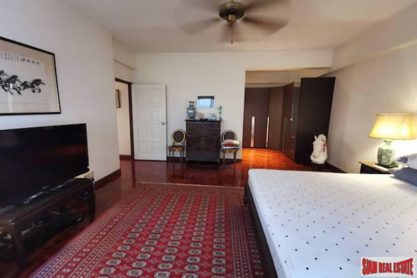 Grandville House 1 Condominium  | A Rare Find - Three Bedroom Condo for Sale Near BTS Phrom Phong and The Emporium-17