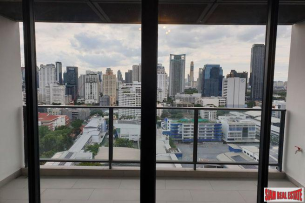 The Lofts Asoke | Two Bedroom Corner Unit for Rent in a Prime Asok Location-15