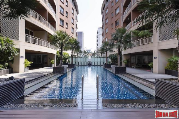The Rise Sukhumvit 39 | Large Two Bedroom for Rent in a Private Phrom Phong Low Rise Building-1