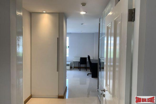 The Rise Sukhumvit 39 | Large Two Bedroom for Rent in a Private Phrom Phong Low Rise Building-9