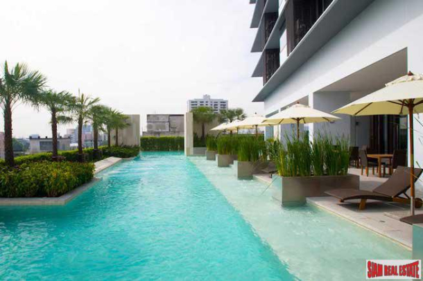 Amanta Lumpini | Beautiful Two Bedroom Condo with River, Park & Sathorn Road Views for Sale-14