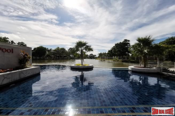 Luxury Beachfront Four Bedroom House for Sale in Pranburi-23