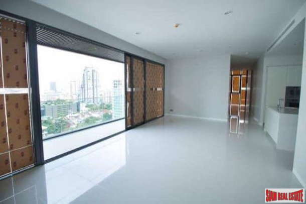 Vittorio Sukhumvit 39 | Ultimate Class Two Bedroom Condo for Sale Steps from Phrom Phong Shopping District-12