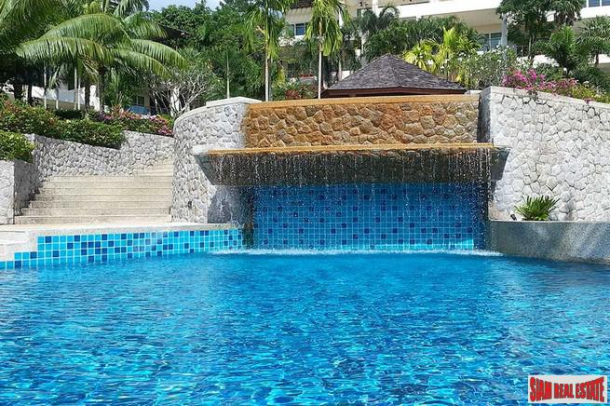 Black Mountain Golf Club | Three Bedroom Pool Villa On the Golf Course for Sale in Hua Hin-27