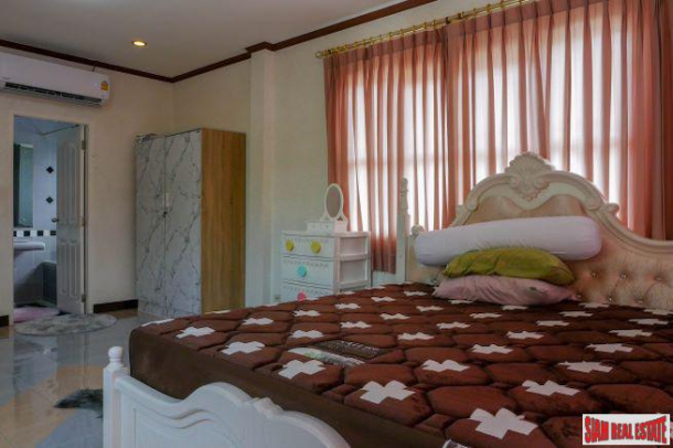 Baan San Saran Condominium | Three Bedroom for Rent with Garden Views in a Beachfront Hua Hin Condominium-15