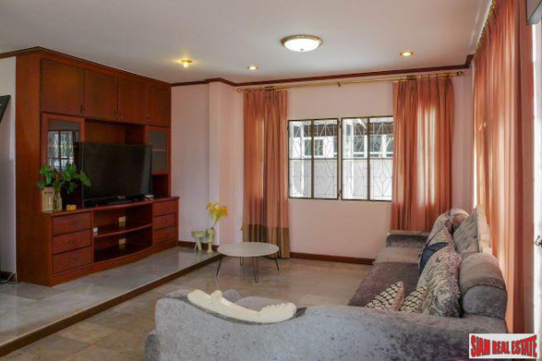 Baan San Saran Condominium | Three Bedroom for Sale with Garden Views in a Beachfront Hua Hin Condominium-9