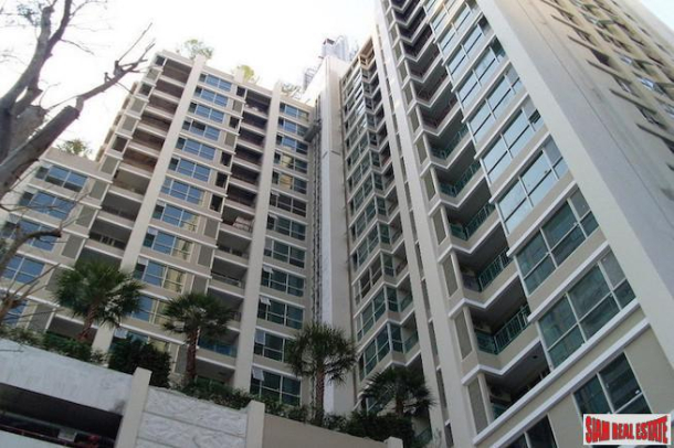 Address Chidlom | Extra Large One Bedroom with City Views for Rent-1