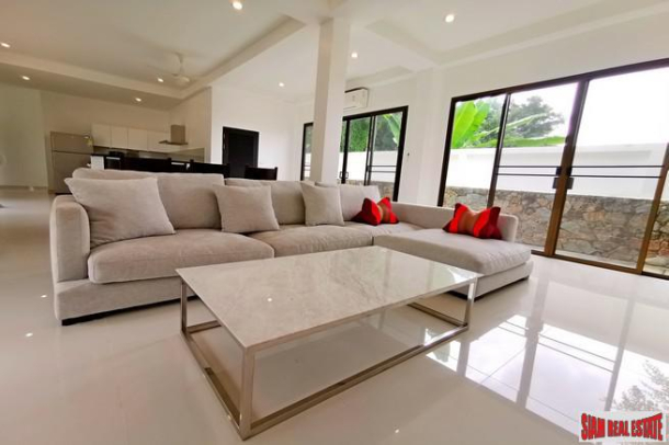 Asian Fusion Pool Villa | Contemporary Three Bedroom House with Huge Land Plot for Sale in East Pattaya-4