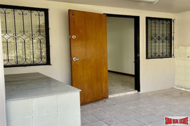 Home Office / Townhouse for Rent in a Prime Nana Location-16