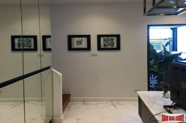 Three Bedroom Contemporary Townhouse for Rent in Phrom Phong / Thonglor Area - Pets Welcome-5