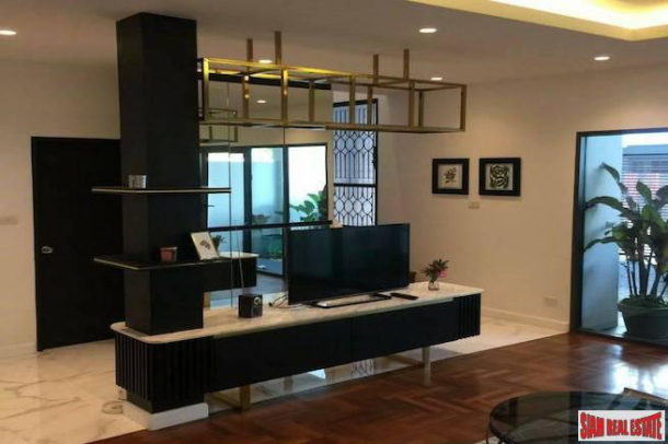 Three Bedroom Contemporary Townhouse for Rent in Phrom Phong / Thonglor Area - Pets Welcome-7