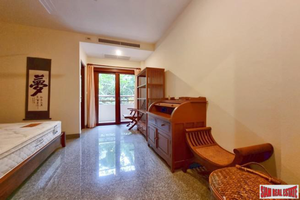 Spacious and Conveniently Located Two Bedroom Apartment for Rent in Phrom Phong-17