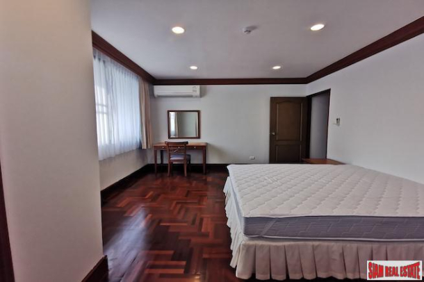 Extra Large Three Bedroom Apartment for Rent near BTS Phrom Phong-17