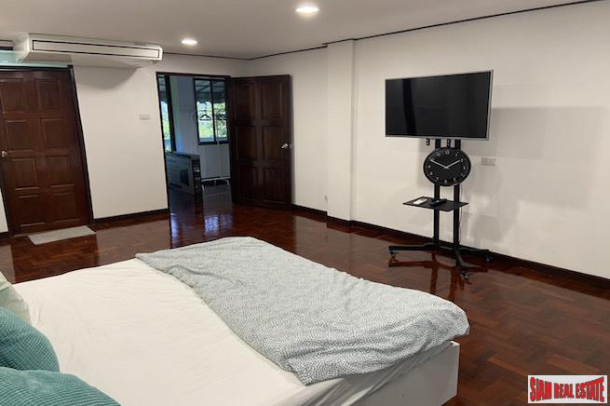 Large Four Storey, Three Bedroom Townhouse for Rent only 600m from BTS Thong Lo-16