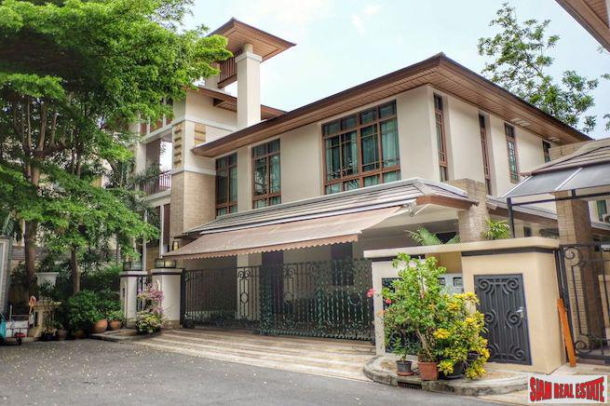 Baan Sansiri Sukhumvit 67 | Beautiful Two Storey, Four Bedroom House for Rent in Lovely Secured Phra Khanong Estate-1