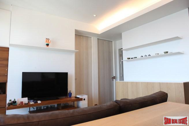 The Lumpini 24  | Great Views of the Chao Phraya River & The City from this Two Bedroom Phrom Phong Condo-12
