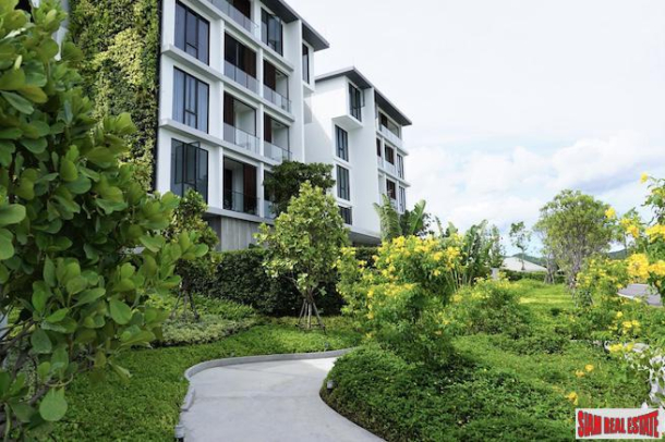 New One & Two Bedroom Condos for Sale in Hua Hin Overlooking a Beautiful Green Golf Course-3