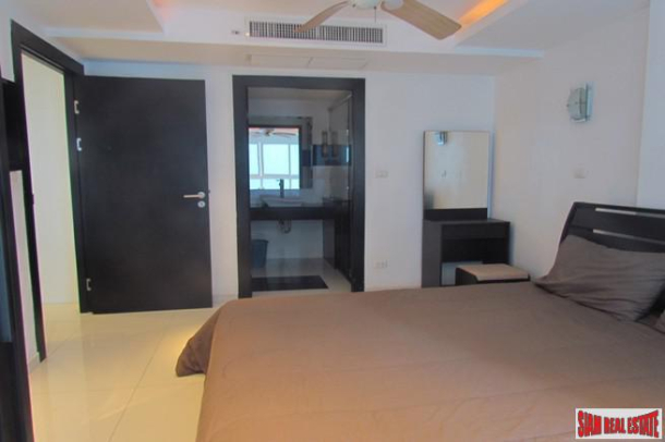 Avenue Residence | One Bedroom with Pool View for Sale in a Great Pattaya City Location-6