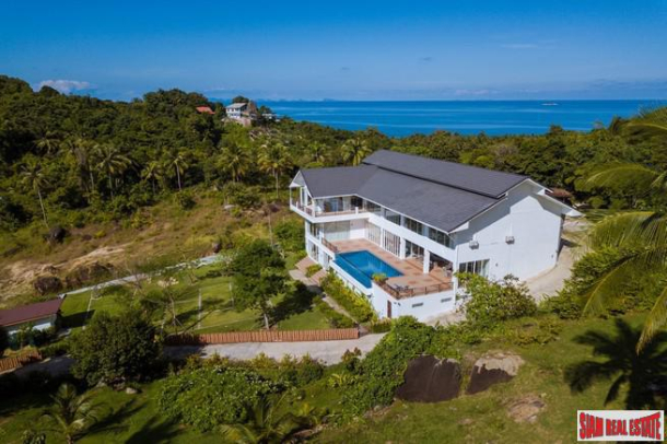 Baan Thamarchat | Exceptional & Large Five Bedroom Sea View Pool Villa for Sale on the Island of Phangan-23