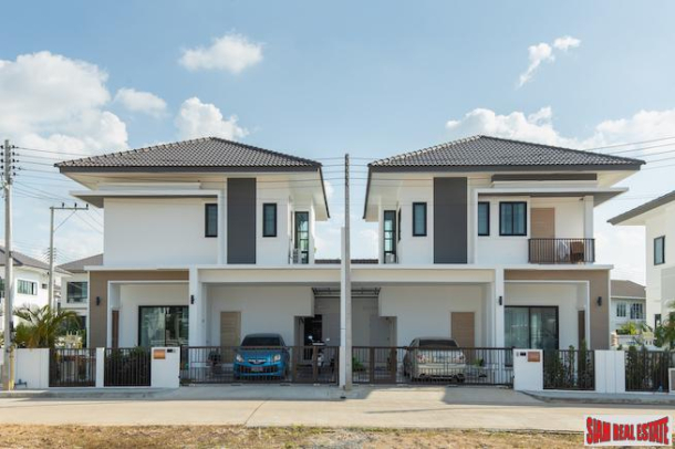 New Three Bedroom Twin Homes for Sale in San Sai Noi, Chiang Mai-4