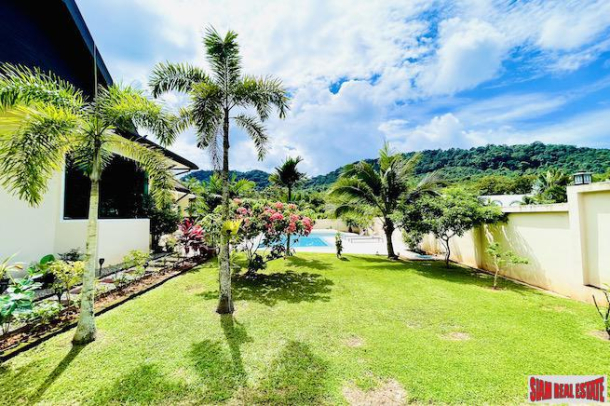 Sunny & Bright Three Bedroom Pool Villa with Fantastic Krabi Mountain Views - For Sale in Nong Thaley-10