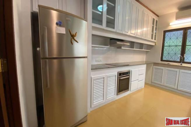 Four Bedroom Pet Friendly House for Rent Near BTS National Stadium-12