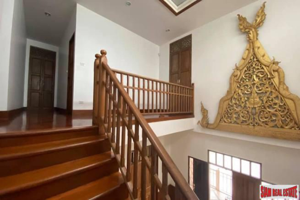 Four Bedroom Pet Friendly House for Rent Near BTS National Stadium-17