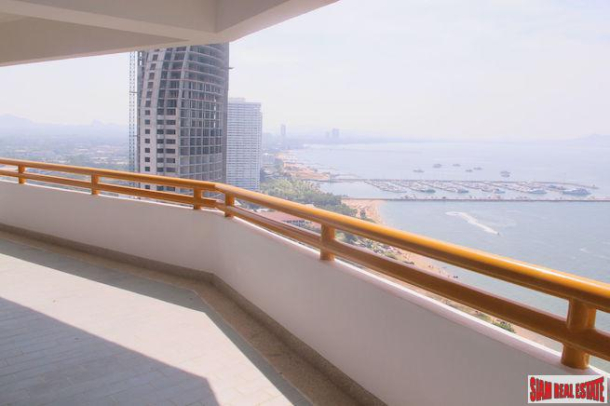 Sunshine Beach Condotel | Sea View Two Bedroom Condo for Rent on High Floor-1