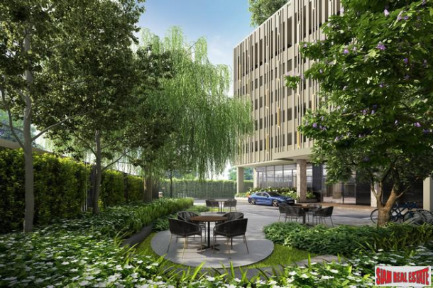 New Luxury  High Rise 1 & 2 Bedroom Condominium  for Sale Beachfront in Jomtien-24