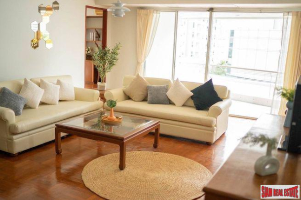 Three Bedroom + 1study room 265 sqm Pet Friendly Apartment for Rent in Phrom Phong-1