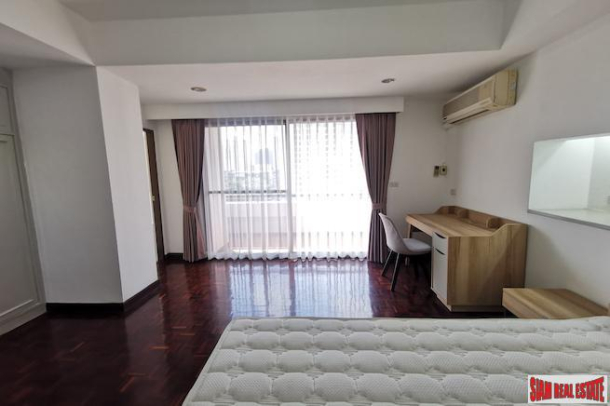 Extra Large Three Bedroom Apartment for Rent in Convenient Phrom Phong Area of Bangkok-5