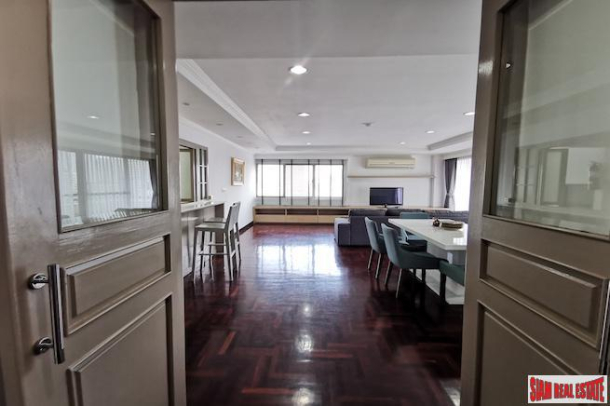 Extra Large Three Bedroom Apartment for Rent in Convenient Phrom Phong Area of Bangkok-8