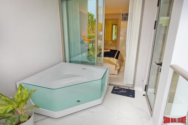 New Luxury  High Rise 1 & 2 Bedroom Condominium  for Sale Beachfront in Jomtien-20