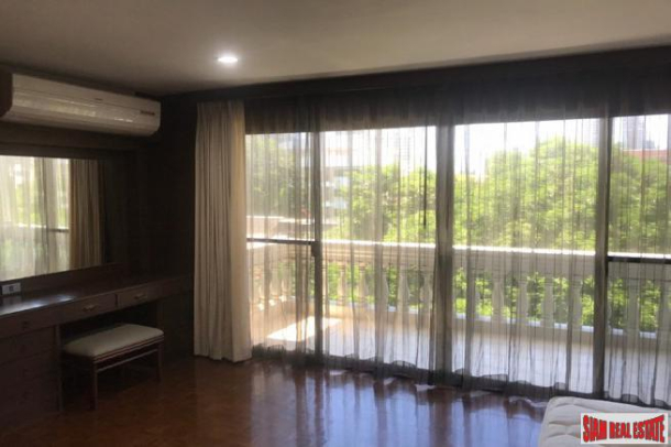Large Three Bedroom Apartment for Rent only 570 m. from BTS Ekkamai-11